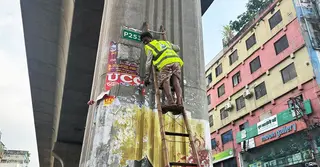 শেওড়াপাড়া থেকে মিরপুর-১০ পর্যন্ত মেট্রোরেলের পিলার পোস্টারমুক্ত